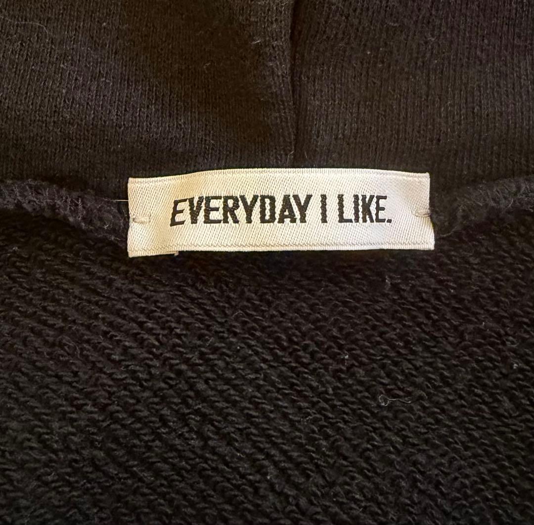 [EVERYDAY l LIKE]コンパクトフーディー