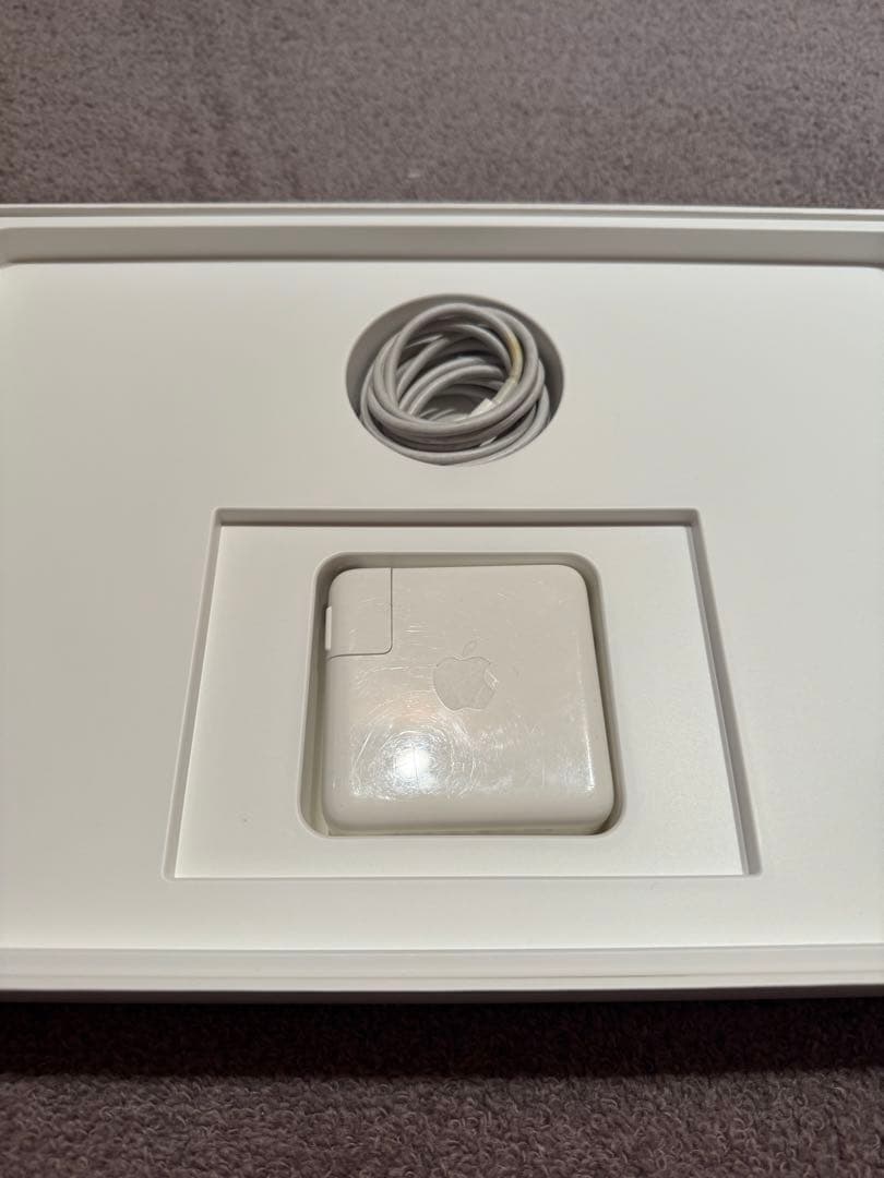 MacBook Pro 13インチ