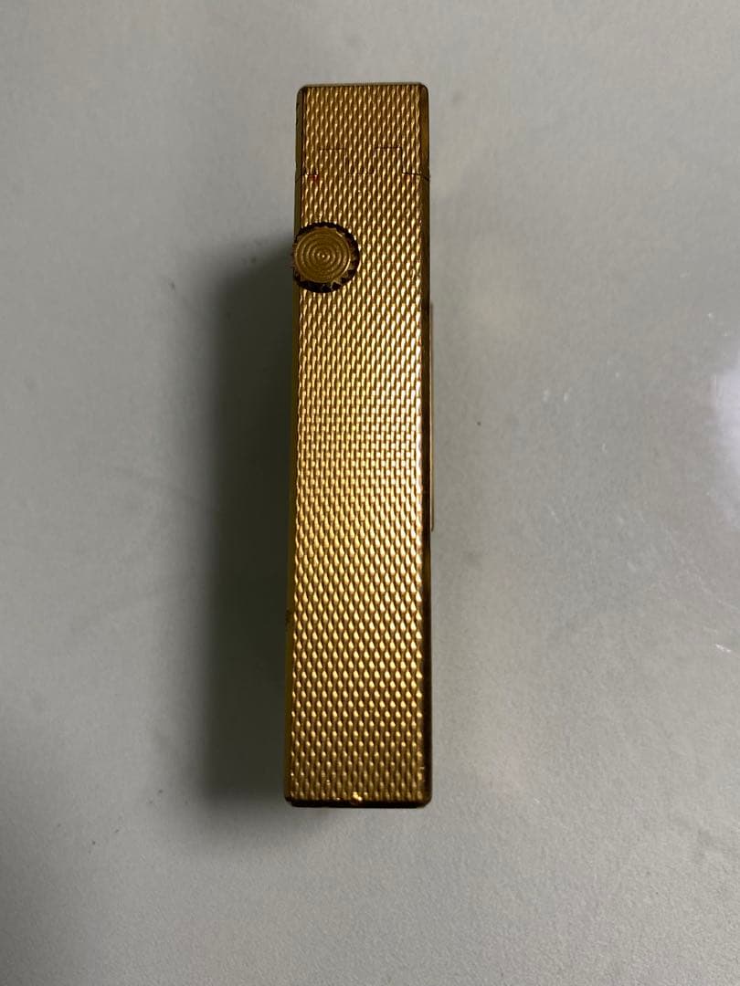 ダンヒルゴールドと茶色のライター本体