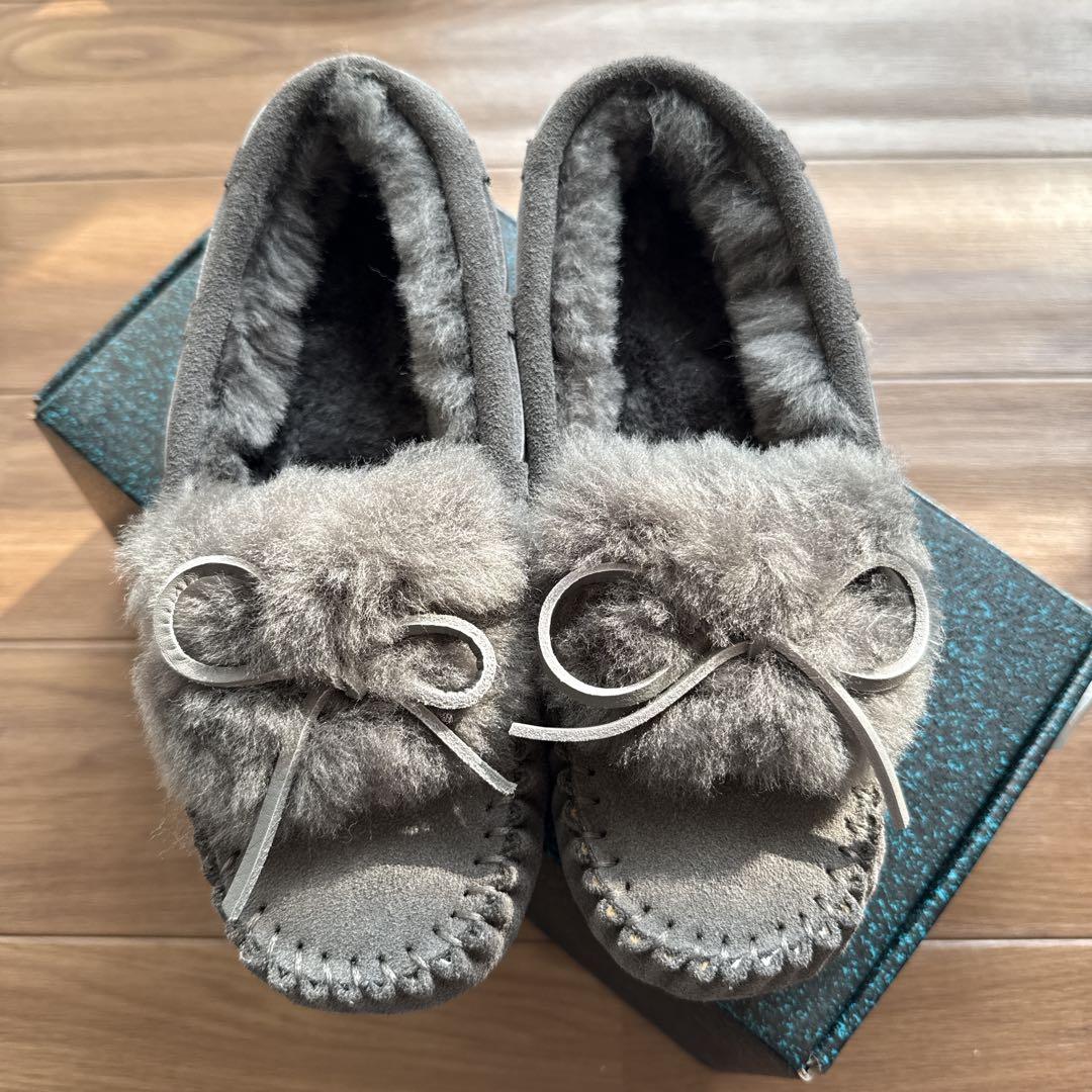 新品＊ EMU グレー Charcoal スエード ファー モカシン 完売カラー