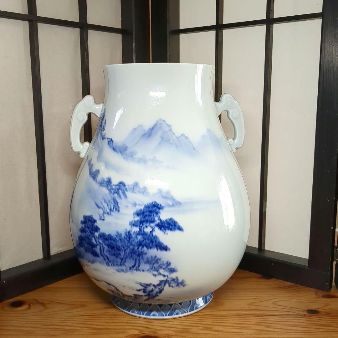 深川製磁　宮内庁御用達　染付　山水図　双耳　大花瓶　壺　1個　高さ約３３センチ
