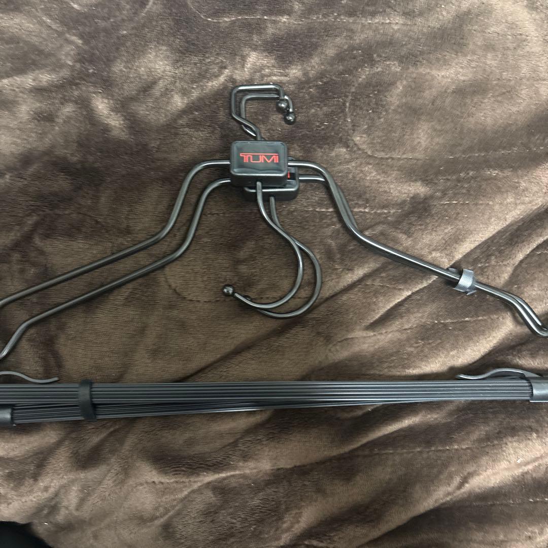 TUMI ブラック衣類ハンガー 2個セット　開封後未使用