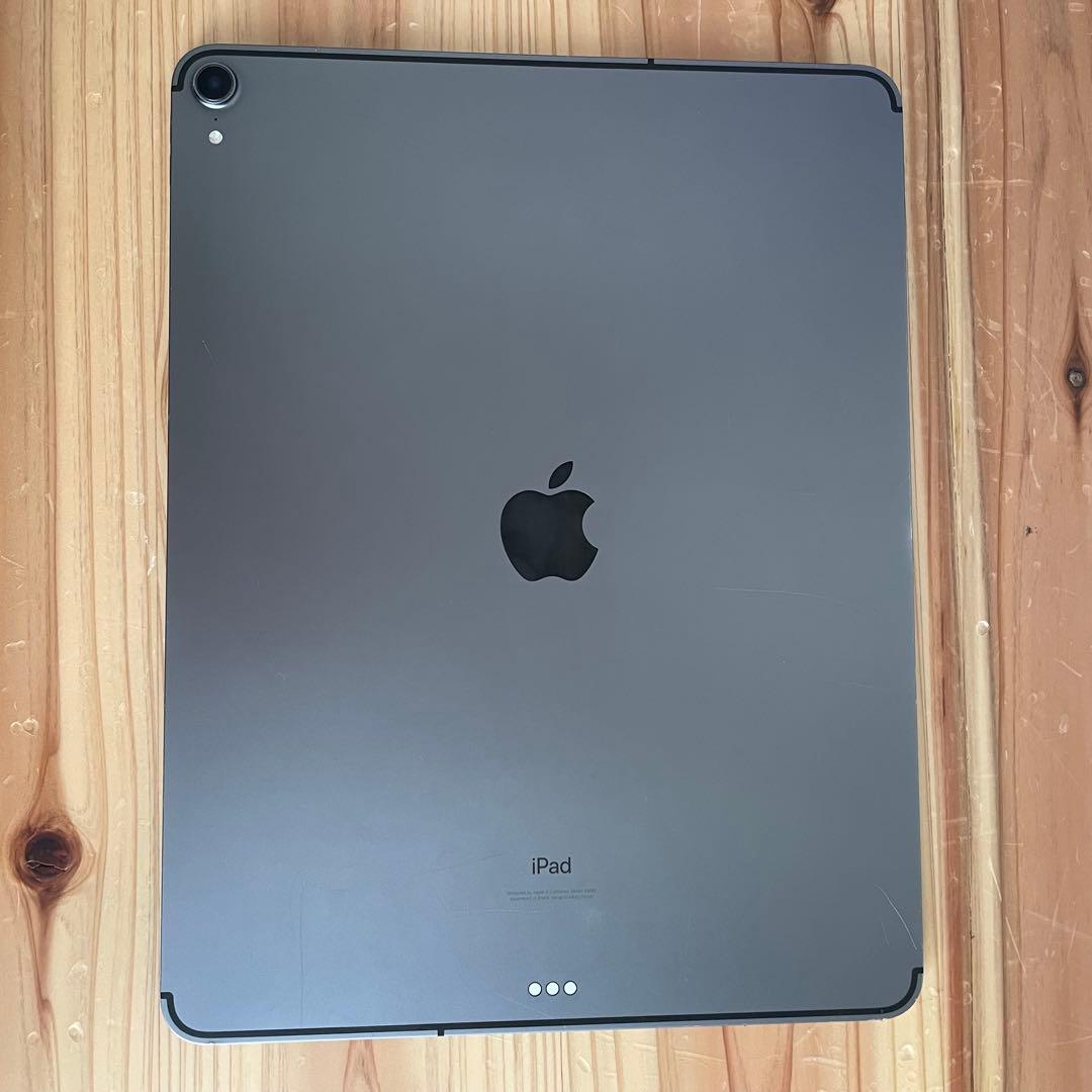 SIMフリー iPad Pro 12.9インチ（第3世代） セルラー （訳あり）