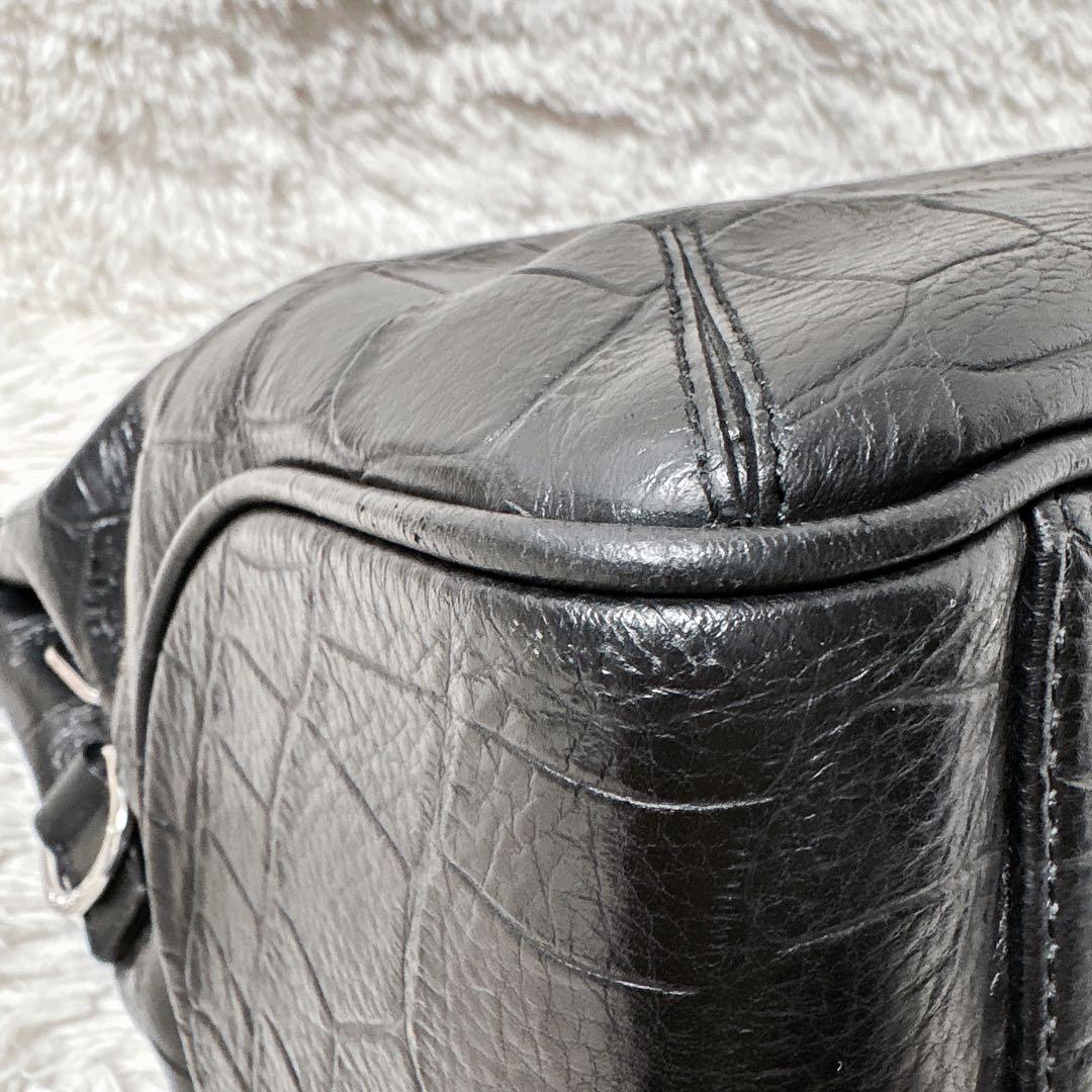 即日発送 美品 ペッレモルビダ pmo-mb026ele 被せ付ボストン A4