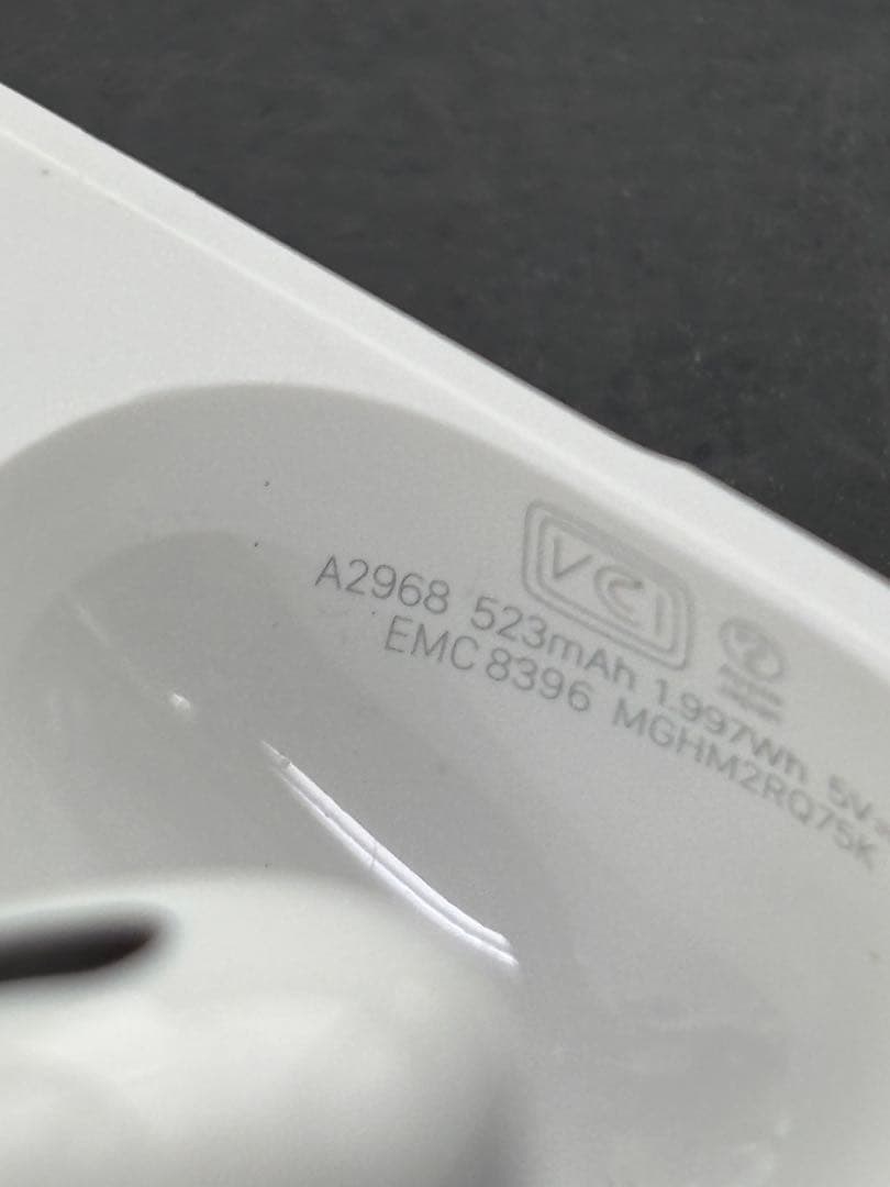 あ*も様 17837 AirPods Pro 第二世代 A2968/3047/3