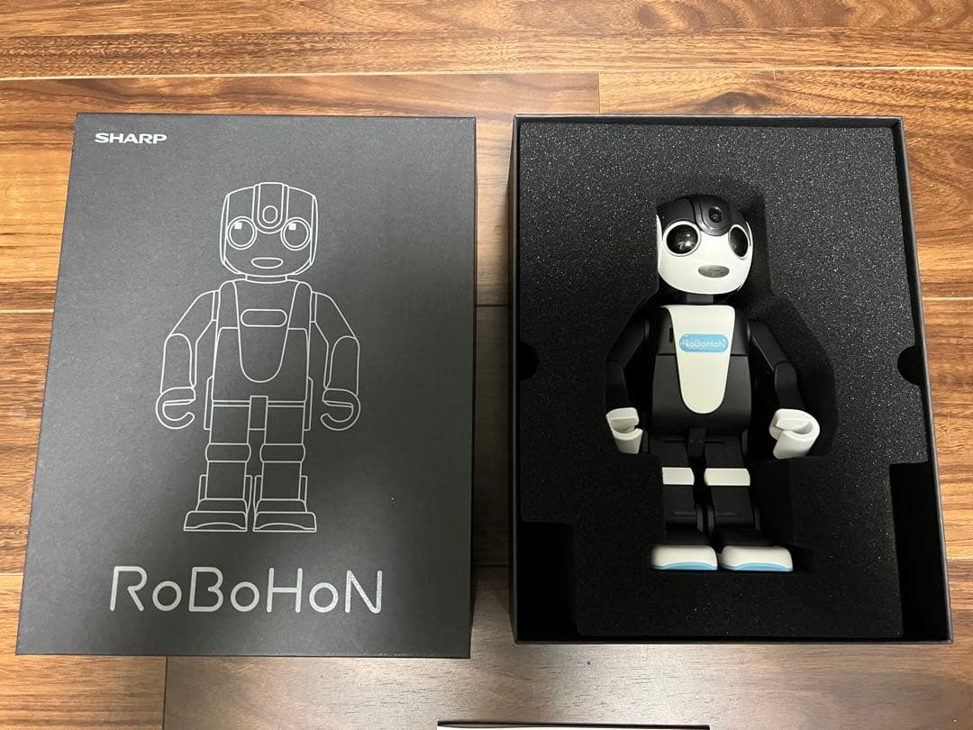 シャープ　ロボホン Wi-Fi対応、SR-06M-A