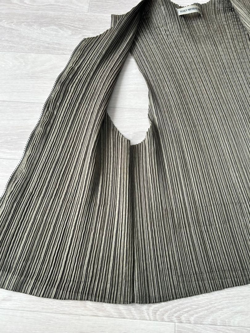 ISSEY MIYAKE MEN イッセイミヤケ ベスト M