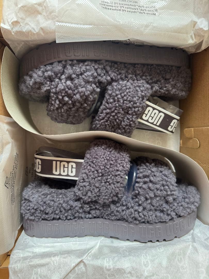 UGG グレー ファーサンダル
