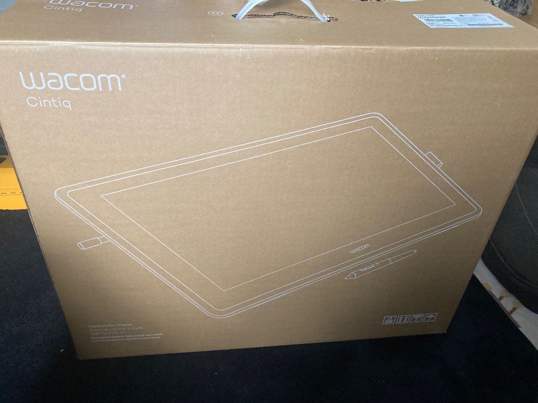 Wacom Cintiq22DTK2260 外箱あり