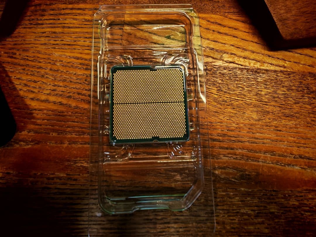 AMD Ryzen7 7800X3D 新品未使用