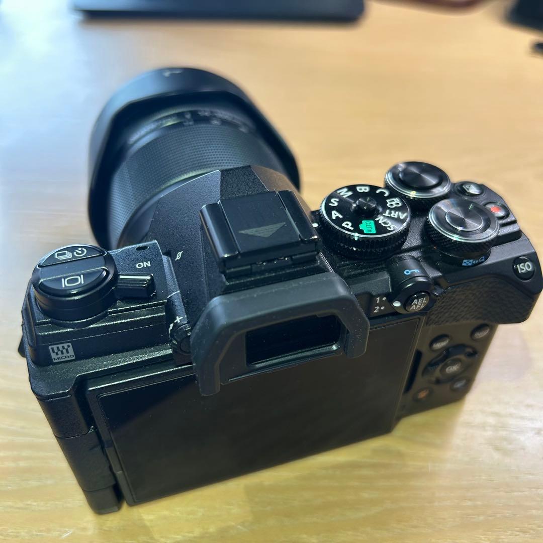 OM SYSTEM OM-5 14-150mm IIレンズキット ブラック