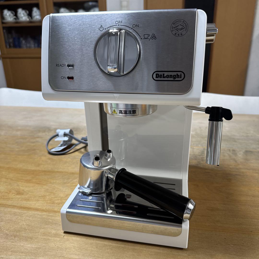 DeLonghi エスプレッソマシン　ECP3220J-W