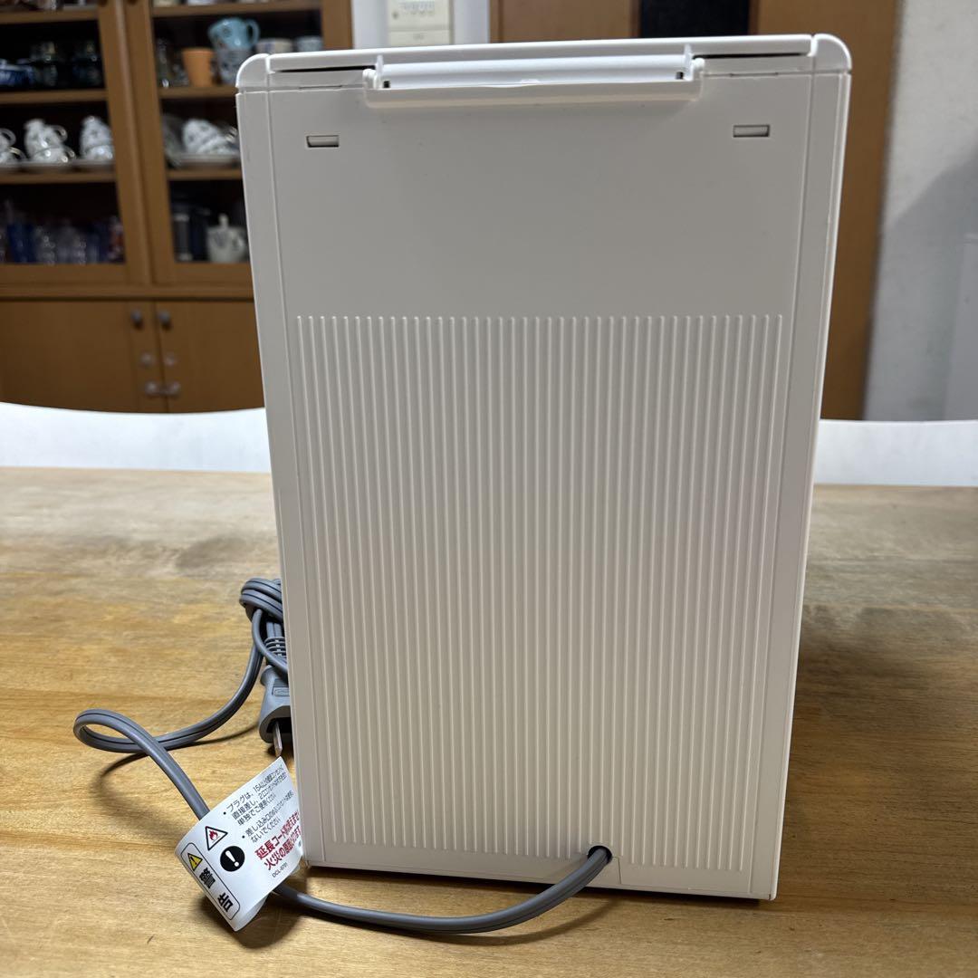 DeLonghi エスプレッソマシン　ECP3220J-W