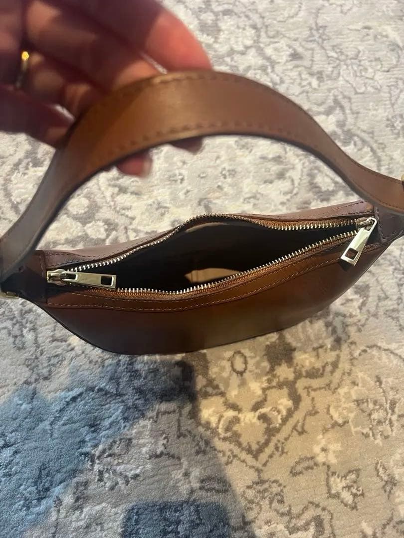 【お値下げ】CHRISTIAN VILLA ホーボーバッグ ブラウン