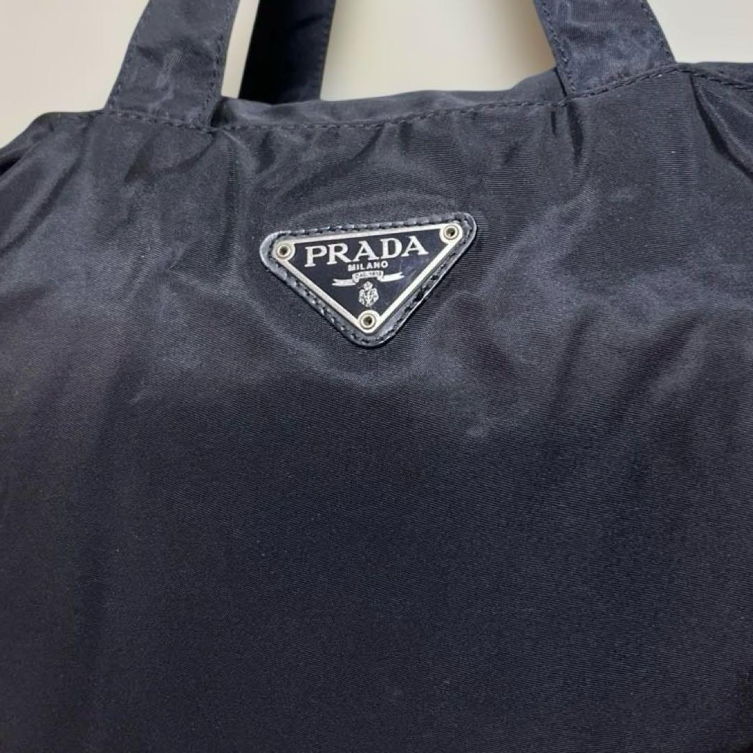 PRADAナイロンバッグ　ブラック