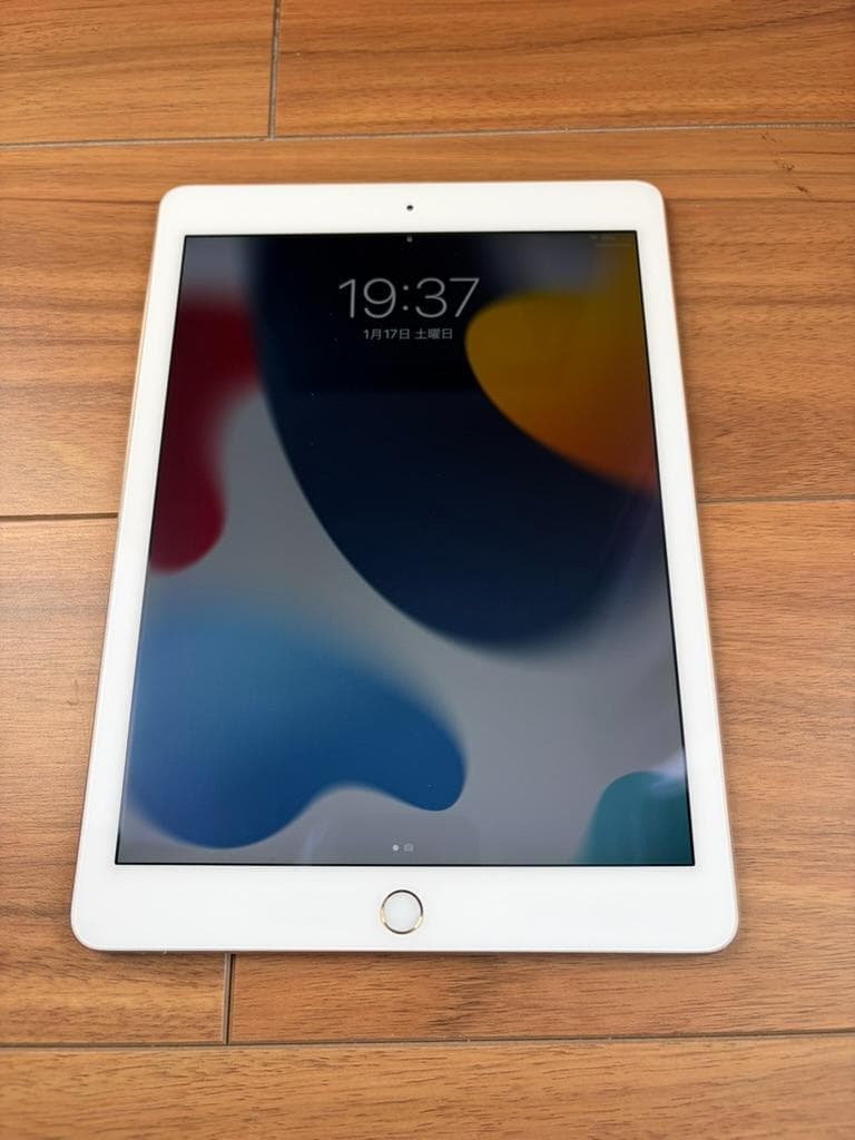 iPad Air 2 Wi-Fiモデル 64GB ゴールド（MH182J/A）
