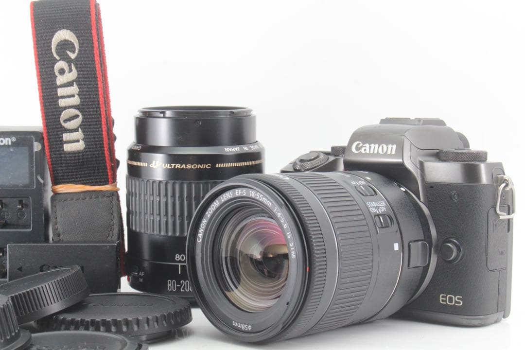 とっても便利なダブルレンズ＆人気ミラーレス❣️Canon キヤノン EOS M5❣️
