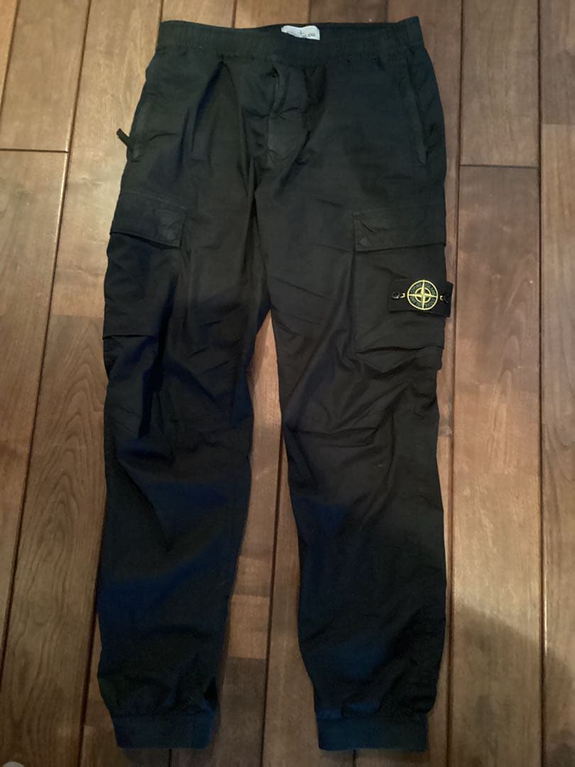 Stone  黒 カーゴパンツ