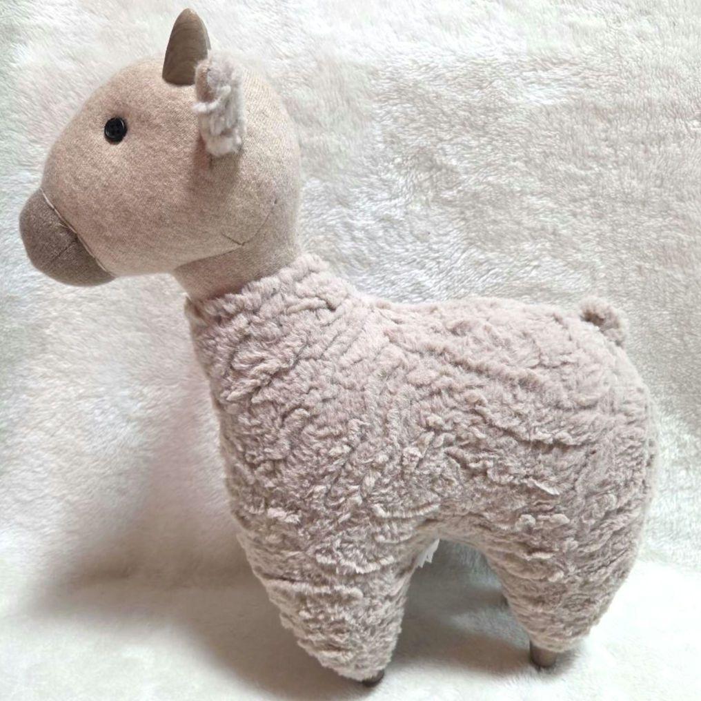 カシミヤ モヘア混●ブルネロクチネリ ヤギ ぬいぐるみ インテリア アニマル