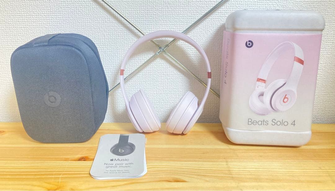 ☆美品！！ Beats Solo 4 ワイヤレスヘッドホンクラウドピンク