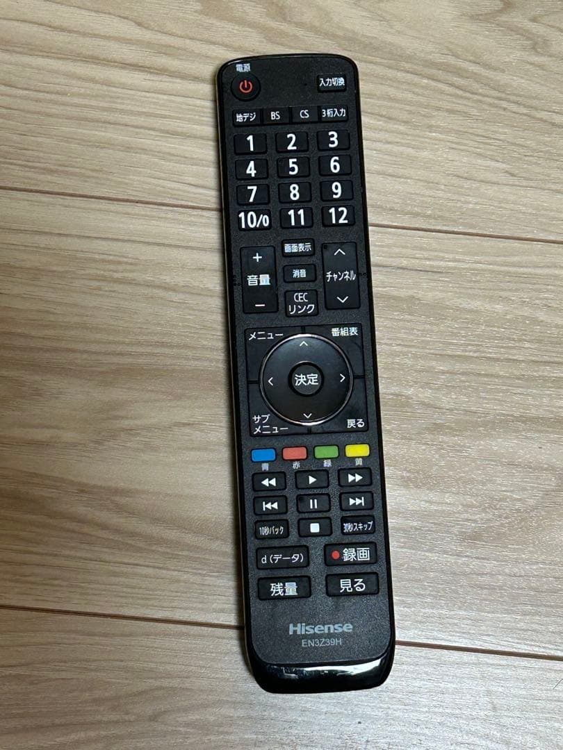 Hisense 32インチ　液晶テレビ リモコン付き