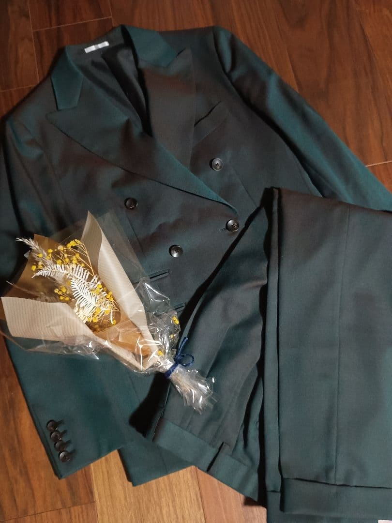 スーツセレクト　ダブルブレストスーツ