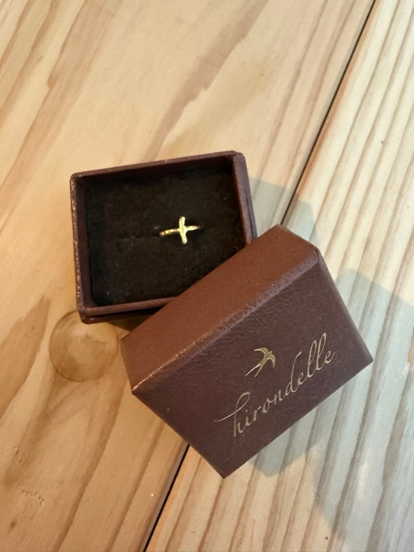 mitten hirondelle ゴールド クロスピアス(片耳用)