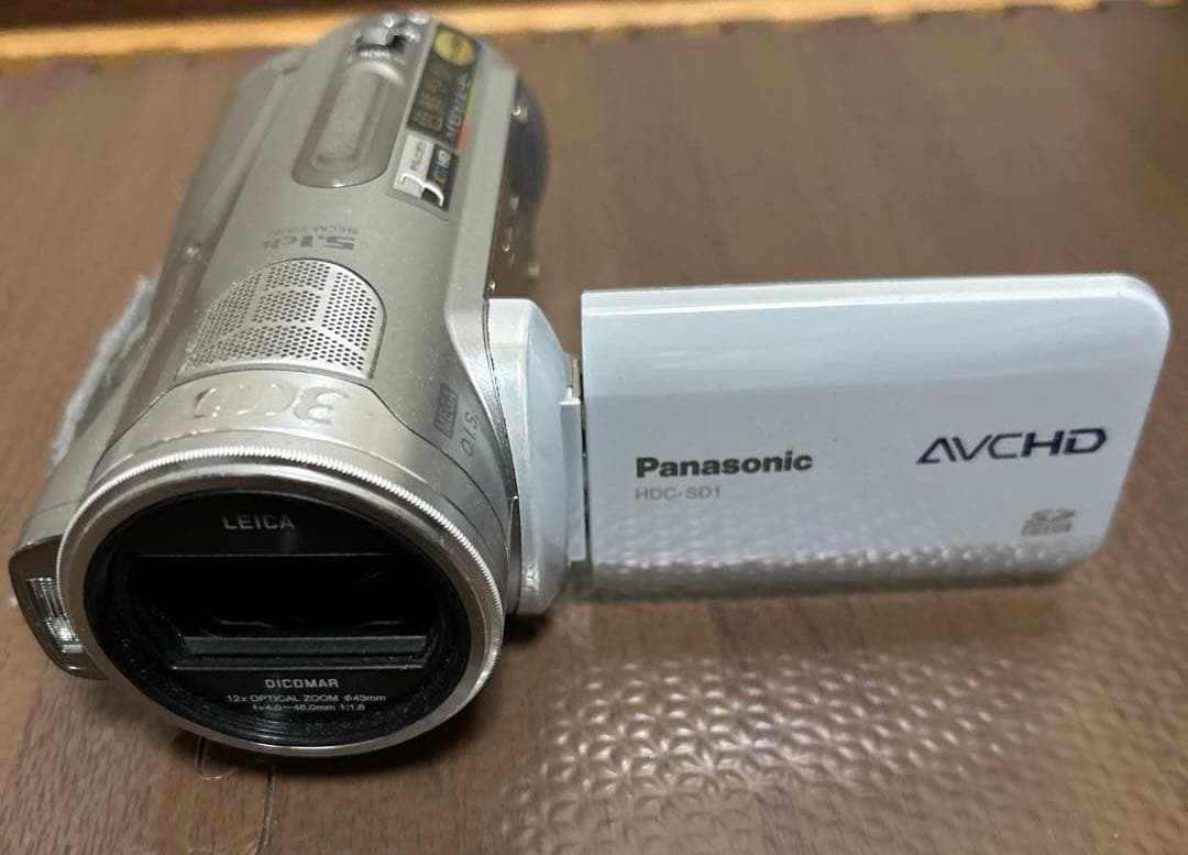 Panasonic　デジタルビデオカメラ　ハンディカムHDC-SD1