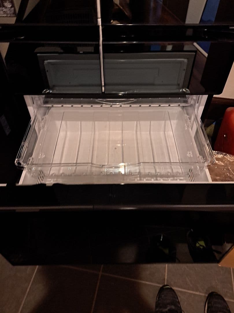 HITACHI 冷蔵庫 R-WX5600G(X) 555L