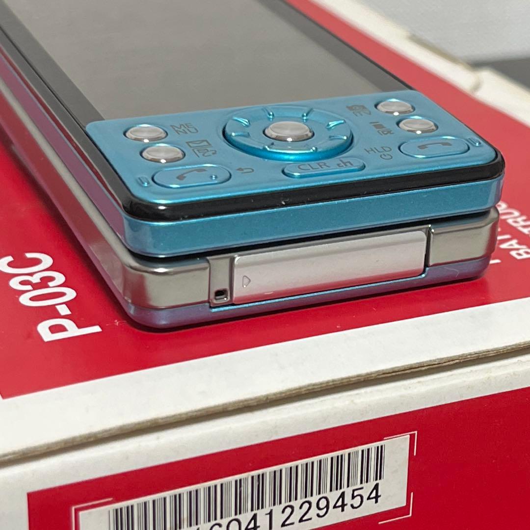【新品未使用】ドコモ P-03C 13.2メガピクセル ブルー　docomo