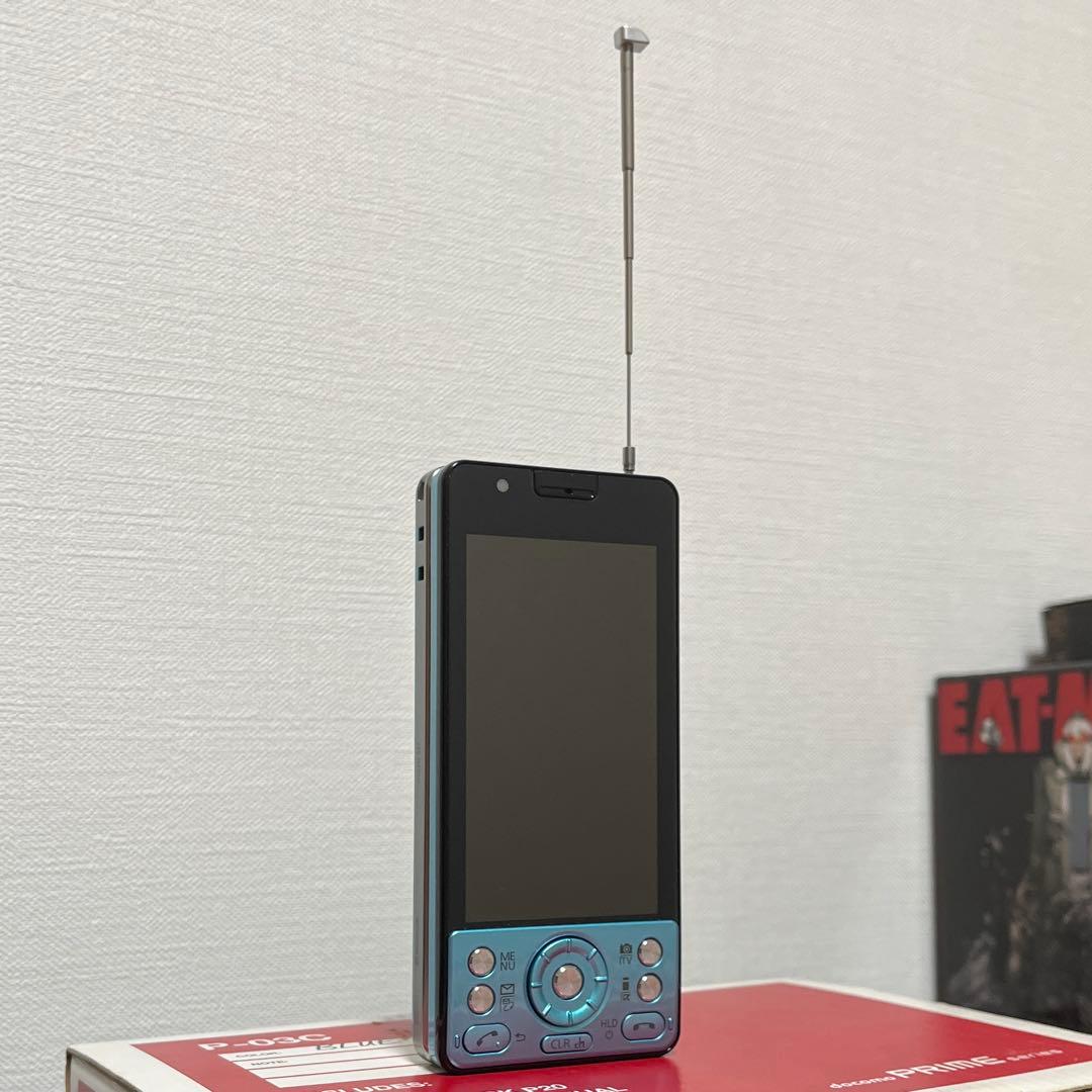 【新品未使用】ドコモ P-03C 13.2メガピクセル ブルー　docomo