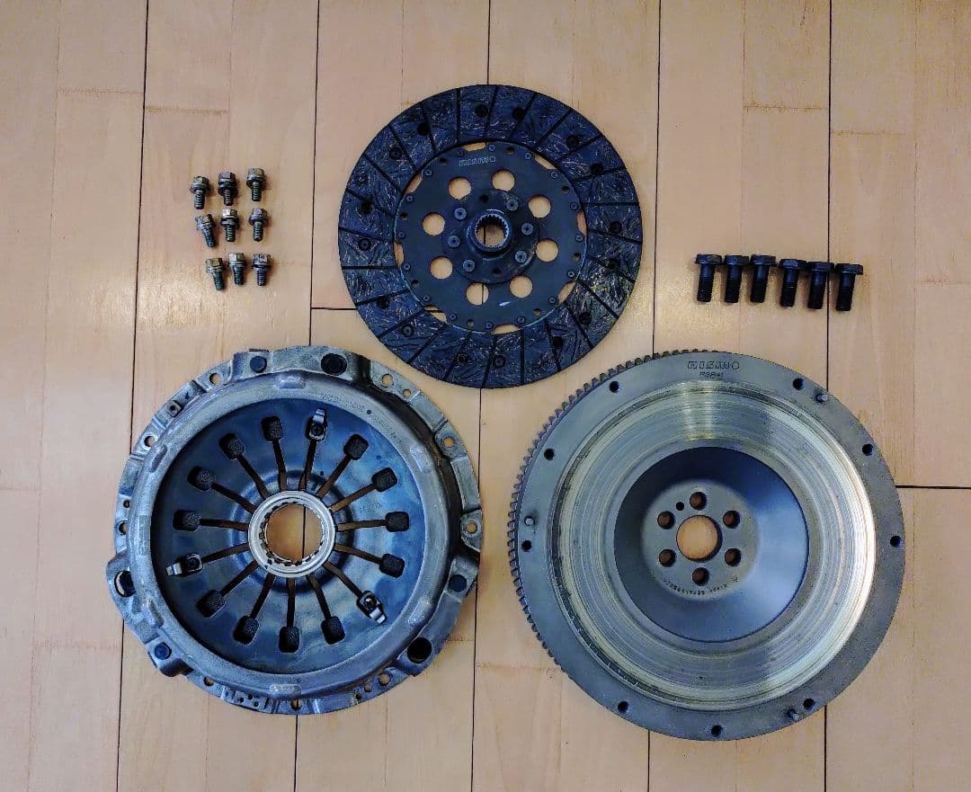 とみーさま専用 ニスモスポーツクラッチ+軽量フライホイール BNR34 RB26