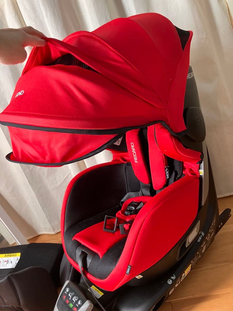 RECARO チャイルドシート レッド