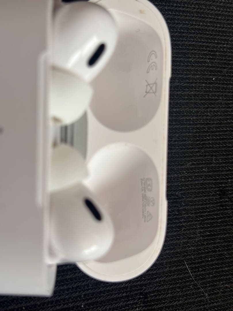 AirPods Pro2本体 ホワイト 充電ケース付き