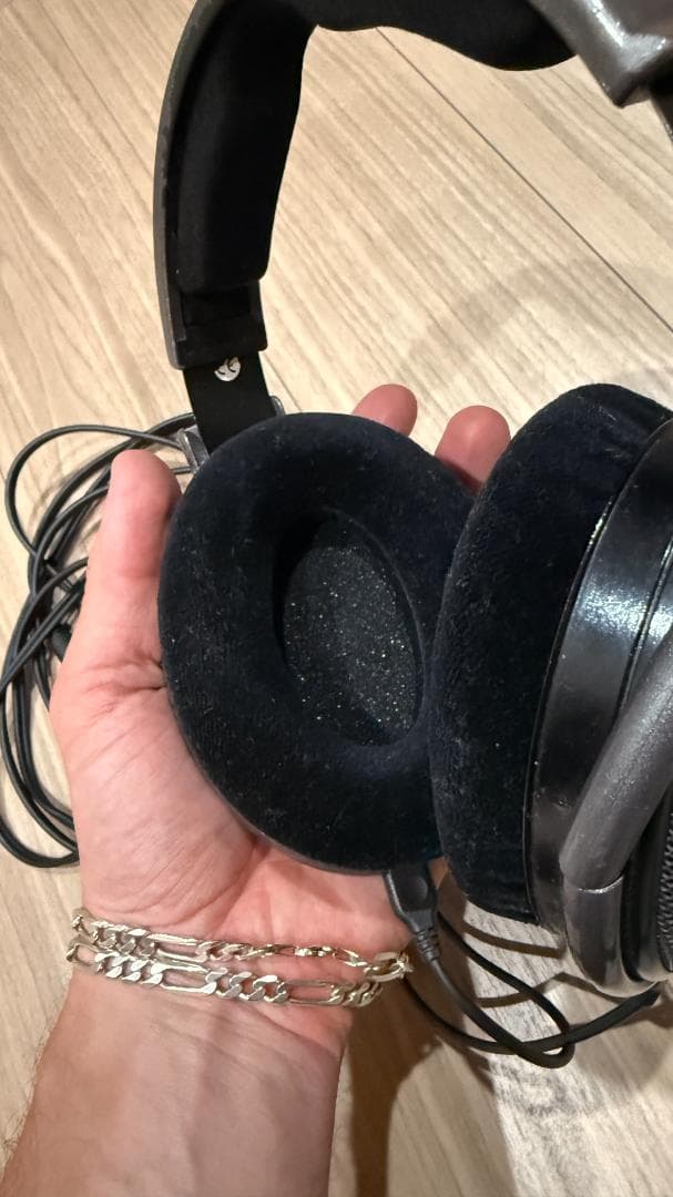 SENNHEISER HD650 パッド交換済み