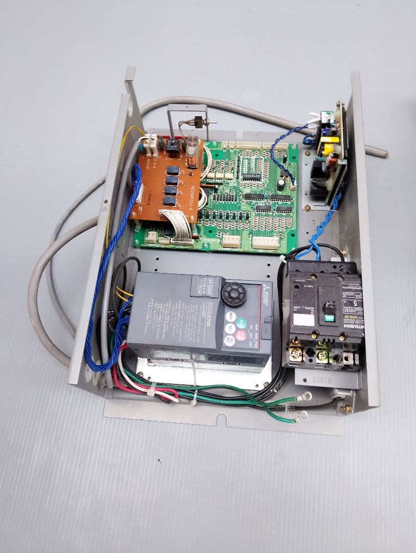 三菱電機製エレベーター用トラクションマシン(あ44)