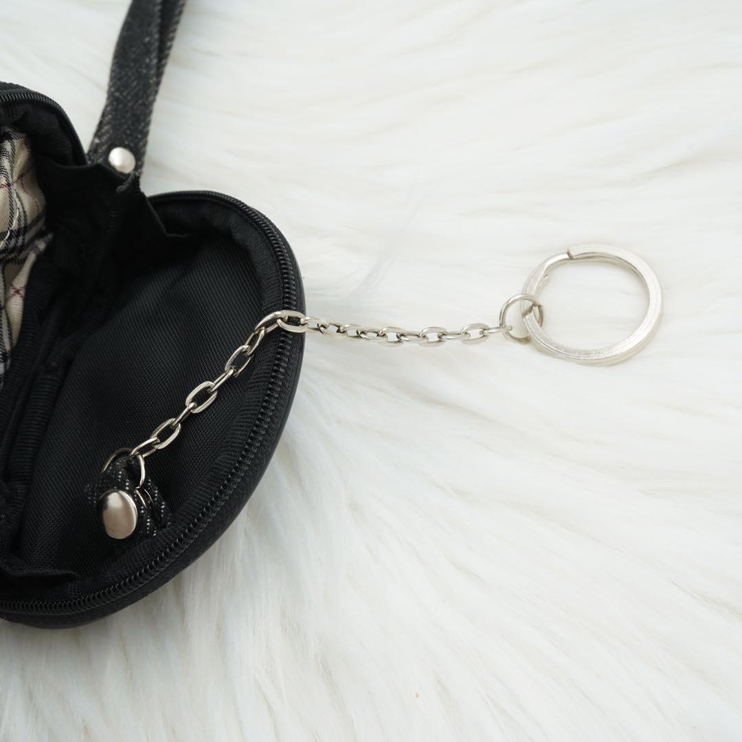 新品同様　BURBERRY LONDON 小銭入れ　ケース　ロゴグラム　黒
