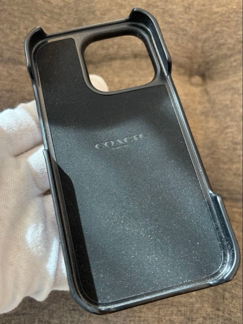 新品！レア！COACH iPhone 16Pro ケース