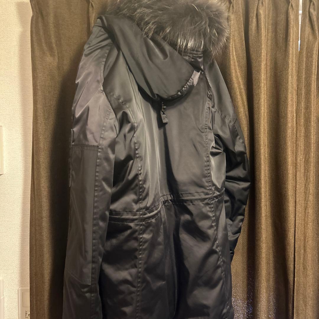 タトラス　ダウン　メンズ　サイズM