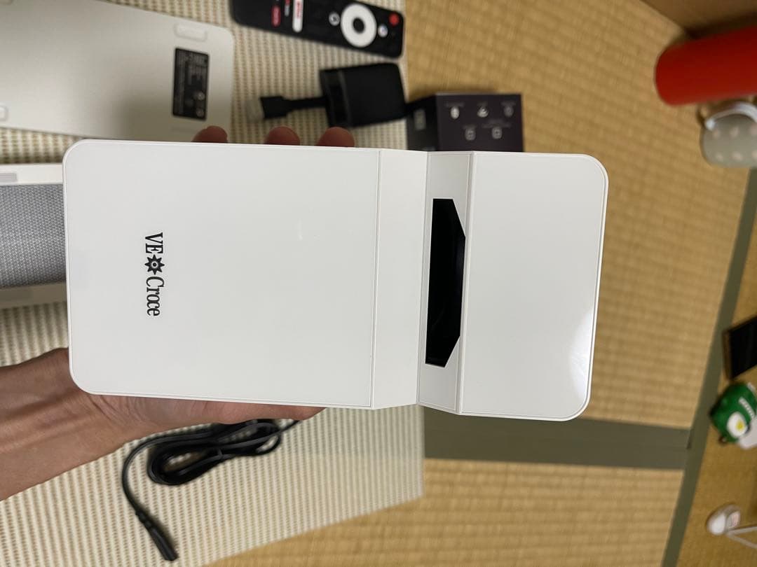 超短焦点プロジェクター Ve・Croce 本体＆専用バッテリー