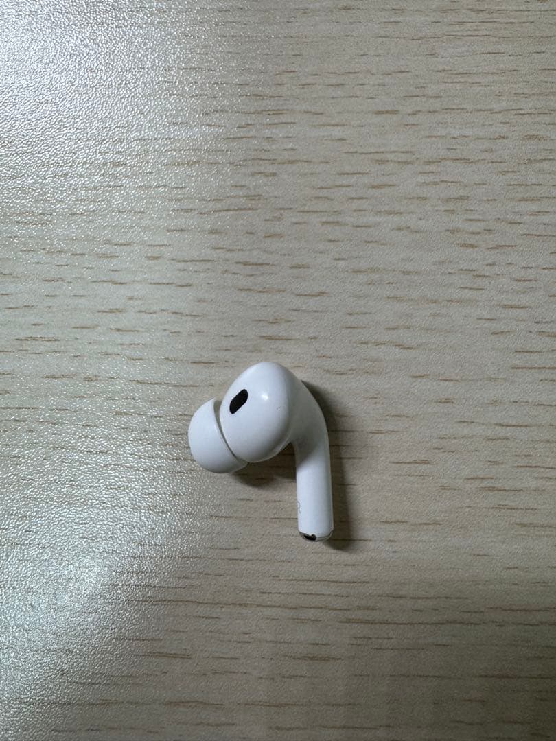 AirPods Pro (第2世代) 本体 + イヤーチップM1組