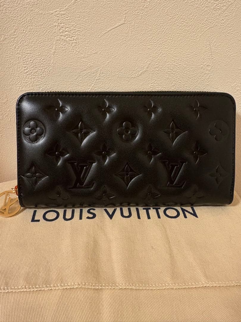 ルイヴィトン　クッサン　ジッピーウォレト