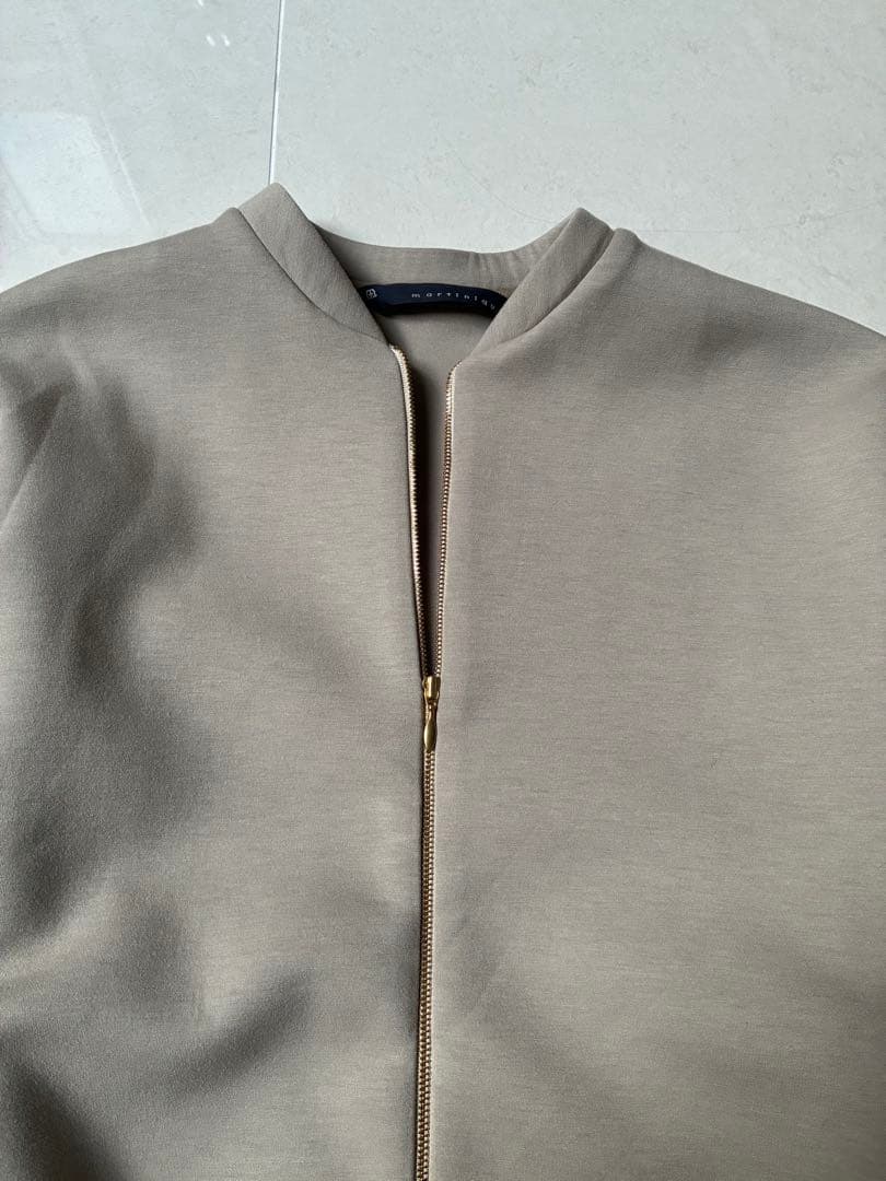 新品未使用　マルティニーク　ダンボールジップブルゾン