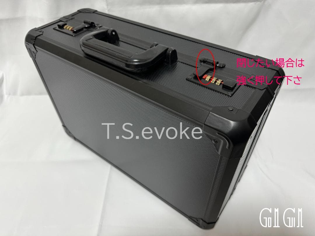 特価品「G1G1」BGS/PSA鑑定カード収納ケース-大容量ダイヤルロック付き