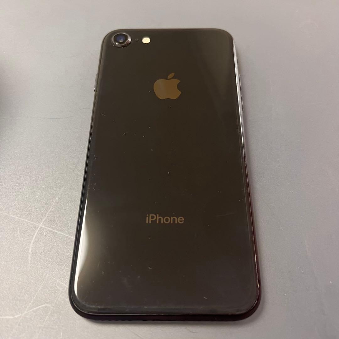 iPhone 8 本体 スペースグレイ 64 GB