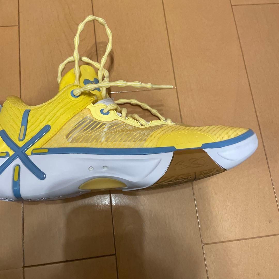 リーニン シャドウ6 wade us9 スポンジボブ