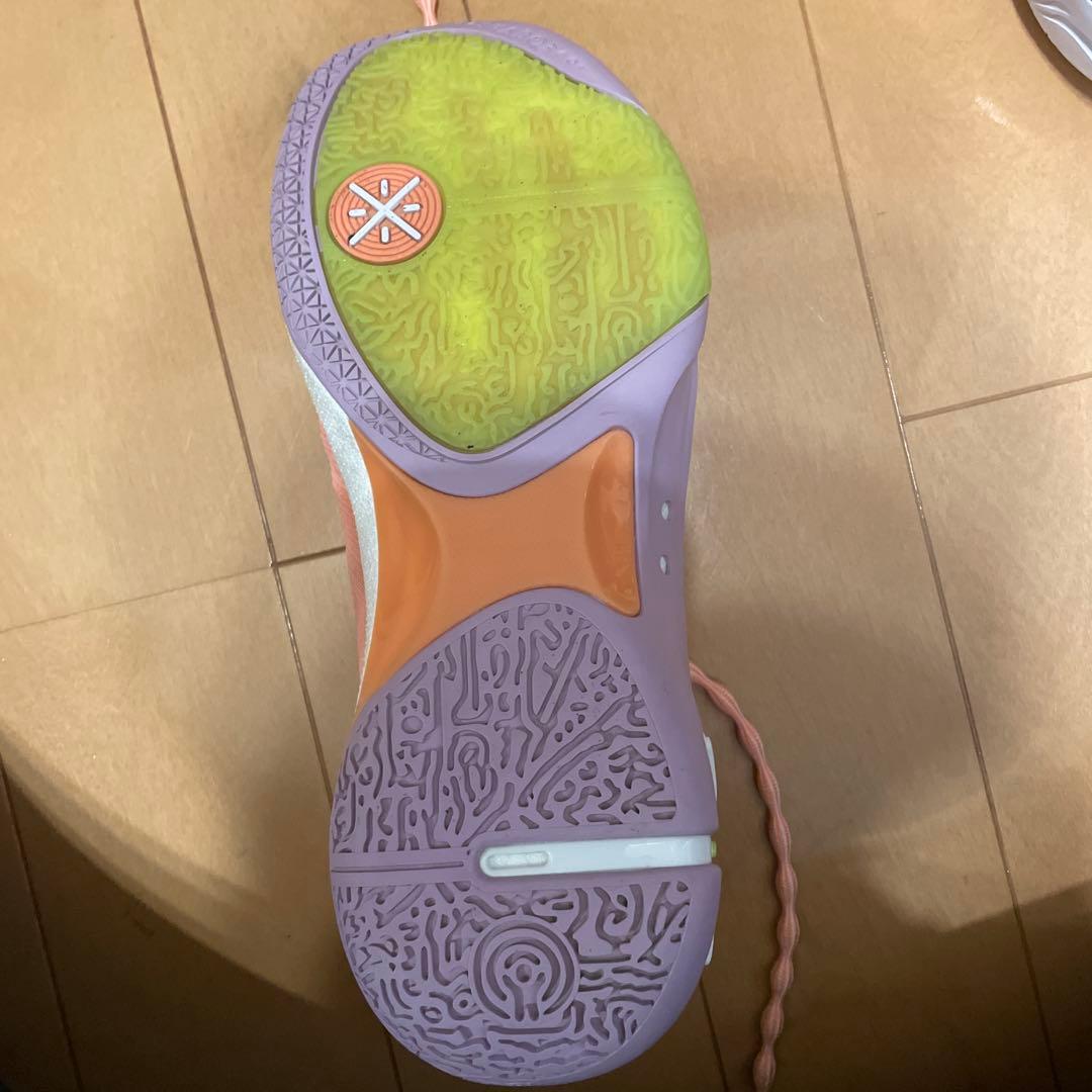 リーニン シャドウ6 wade us9 スポンジボブ