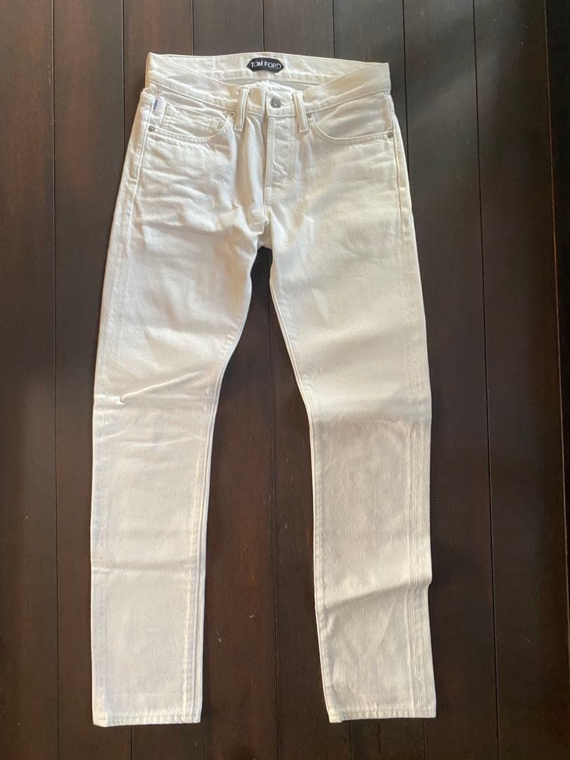 TOM FORD ホワイト スリムフィット デニム　セルビッチ
