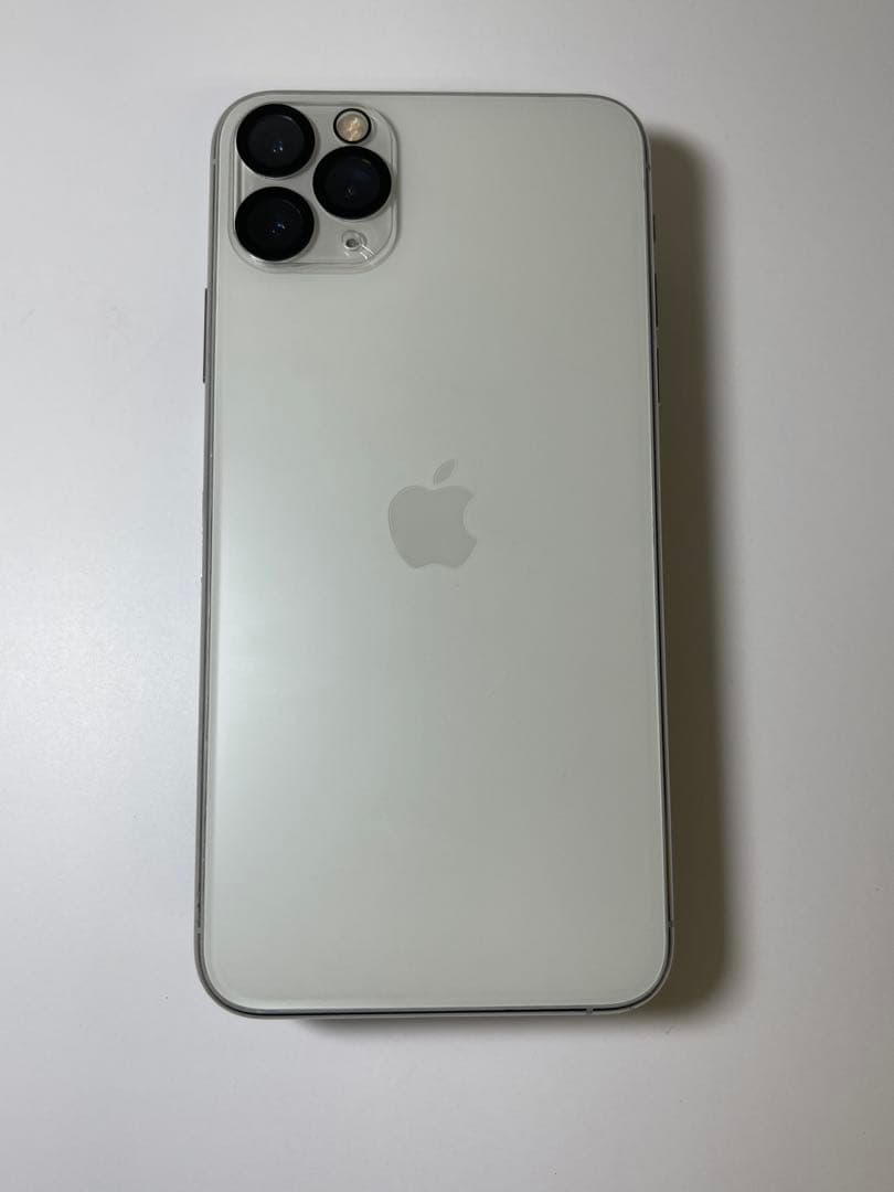 iPhone 11Pro Max シルバー256GB Sim Free!