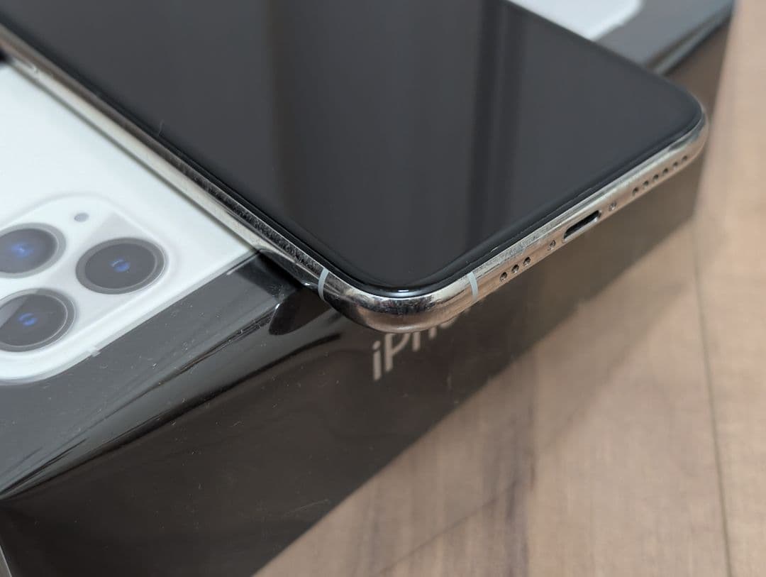 【512GB】iPhone 11 Pro シルバー SIMフリー おまけ付き